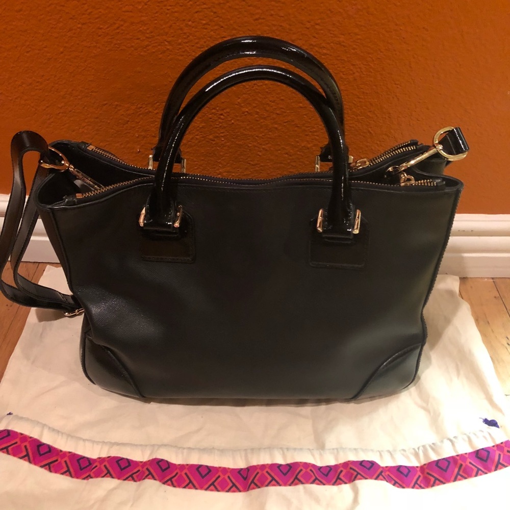 Tory Burch Black tote - Picture 2 of 8